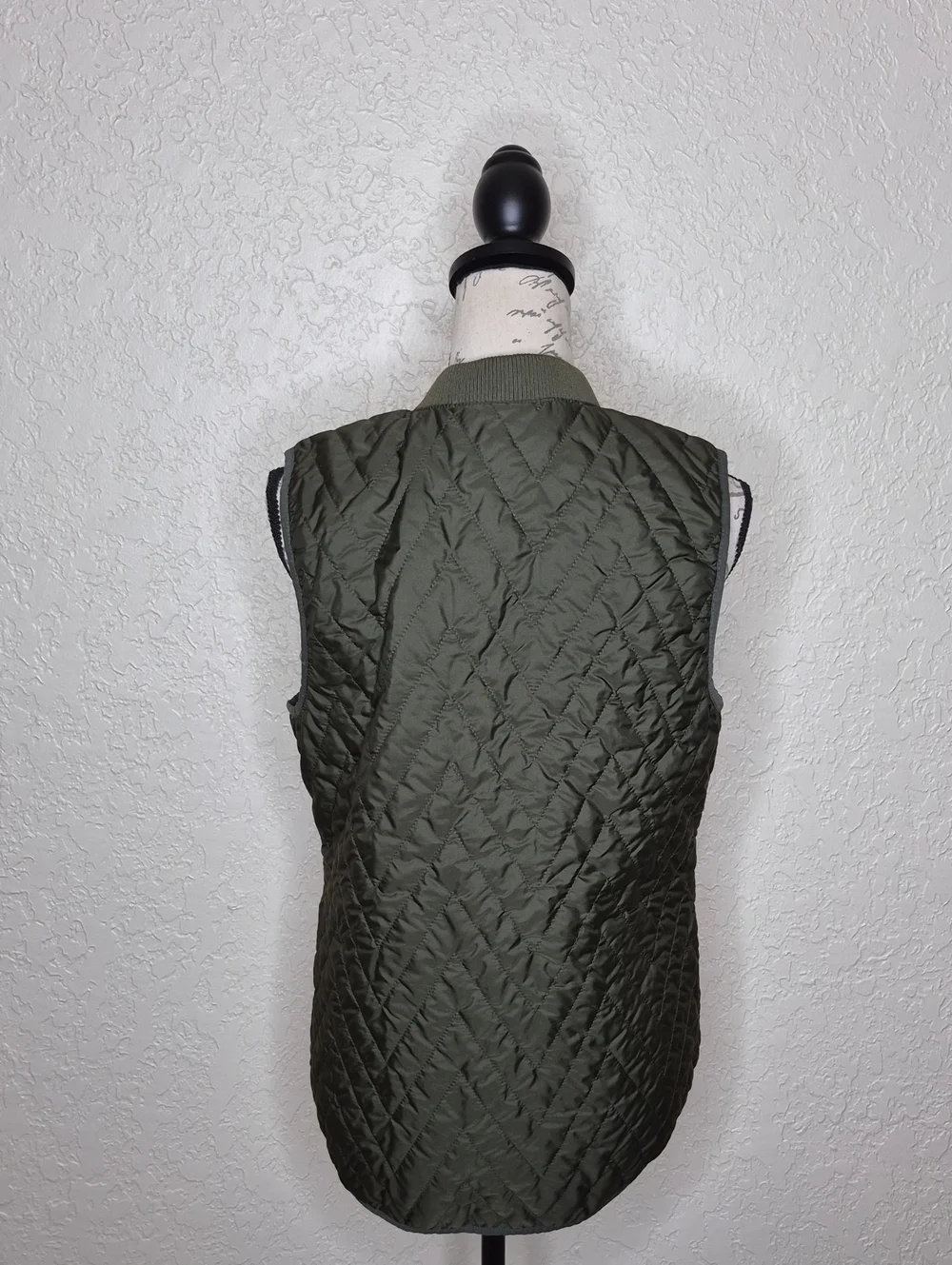 Old Navy Quilted Zip Front Vest Green Size M‎